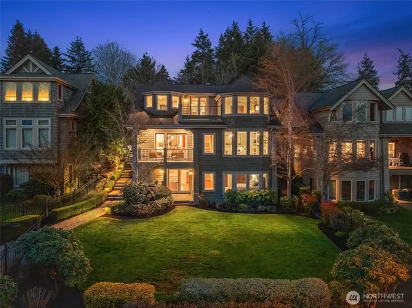 11010 101st Place NE, Kirkland, WA 98033