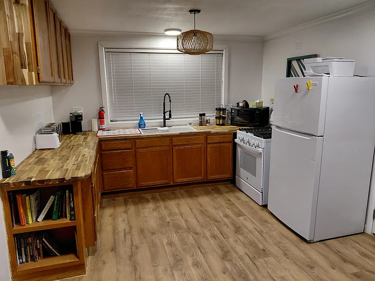 Columbine Cir — Photo 3
