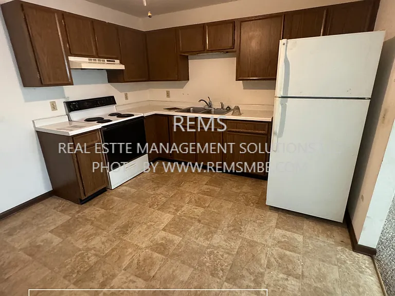 505 Vine St — Photo 1