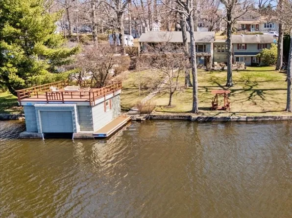 77 Yacht Club Dr, Jefferson Twp., NJ 07849