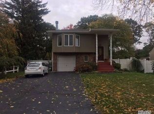 1133 Bay Shore Ave, Bay Shore, NY 11706