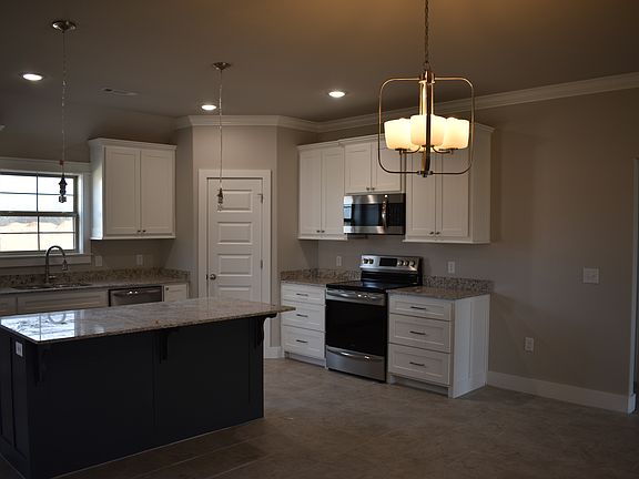 3rd image of 2005 Endura Park Dr
