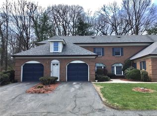 15 Westbrook Rd, Newburgh, NY 12550