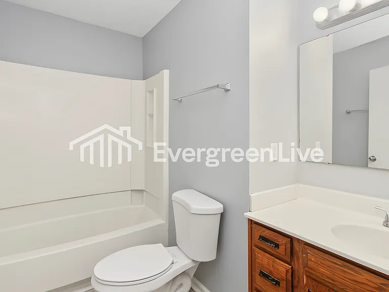 6632 W 13th St — Photo 12