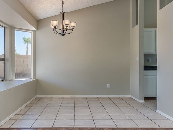 3rd image of 5220 W Orchid Ln