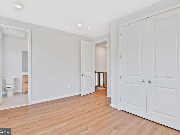 5933 Stonehenge Pl — Photo 14