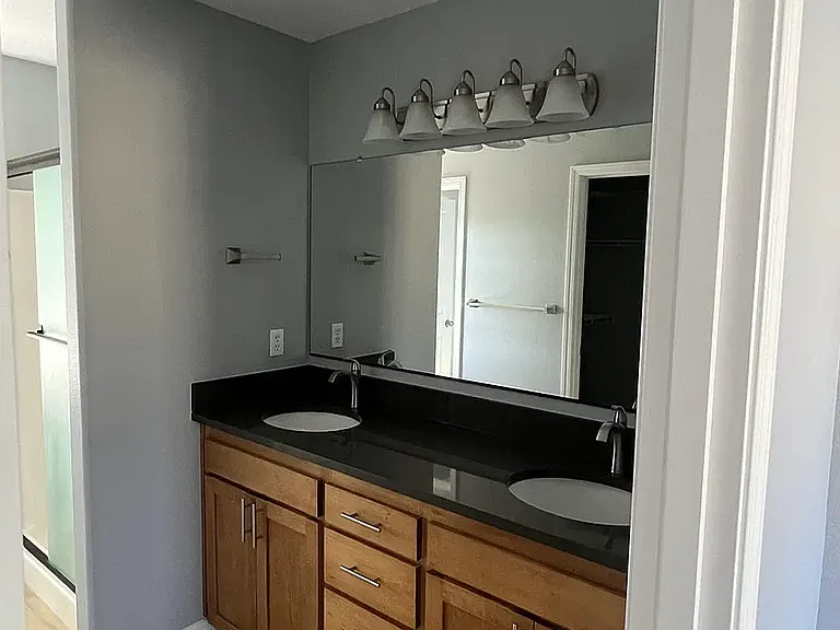 13614 Gaffney Ln — Photo 22