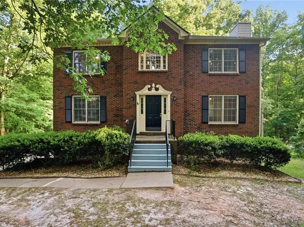 105 Woodsong Ct, Fayetteville, GA 30214