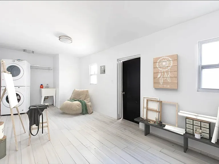 12 Wilson Ave #1 — Photo 3