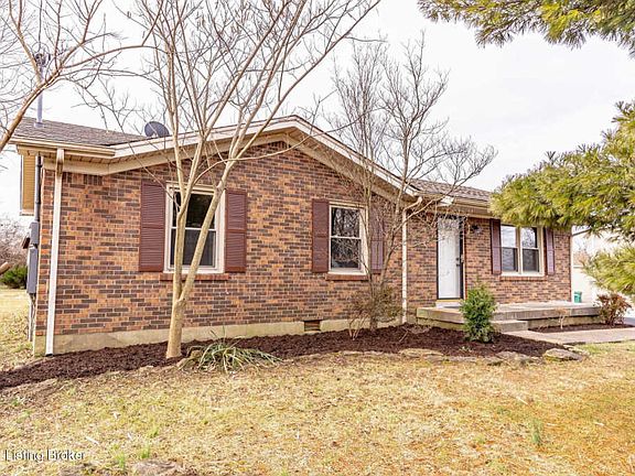 2nd image of 465 Winchester Dr