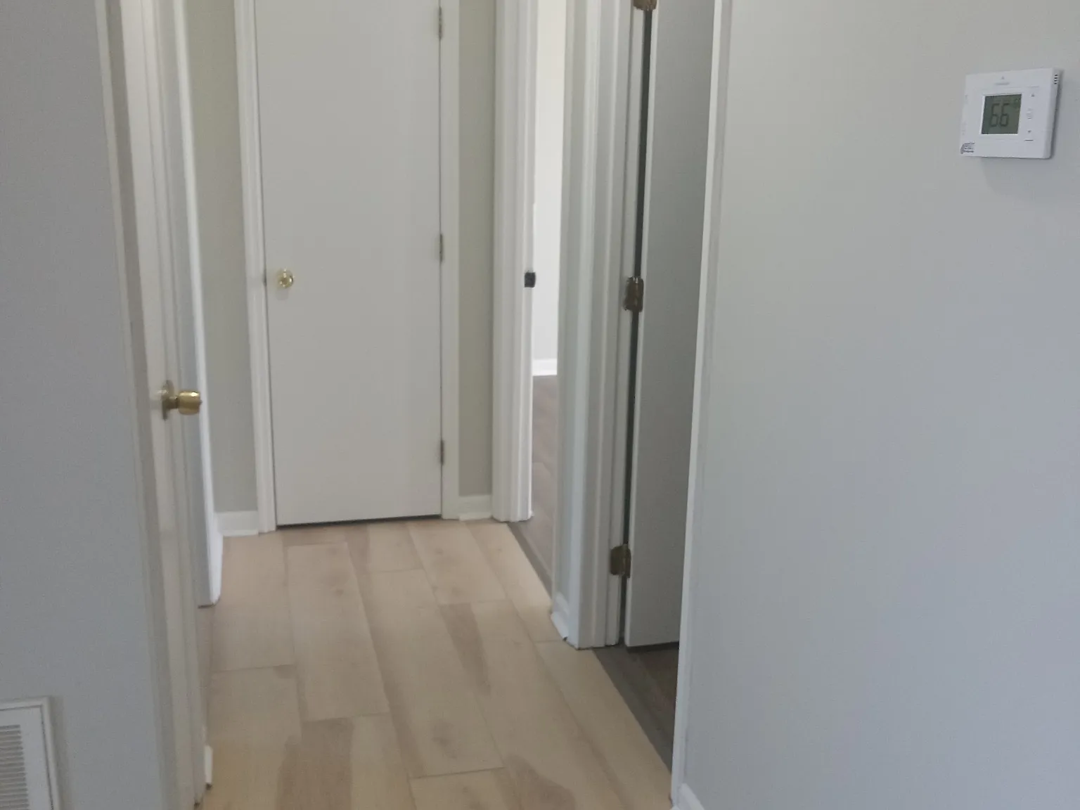 542 Hickory - 1 — Photo 4