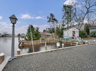 602 Twin River Dr, Forked River, NJ 08731