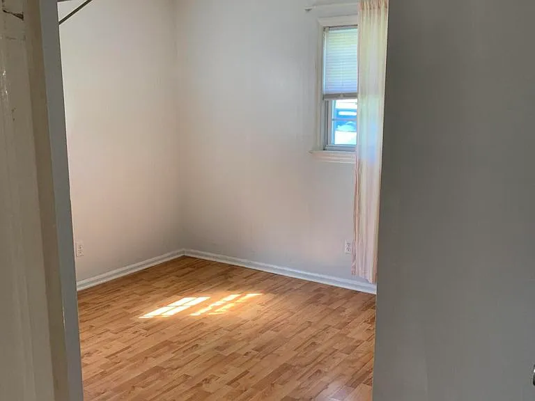 109 Tupperway Dr #B — Photo 4