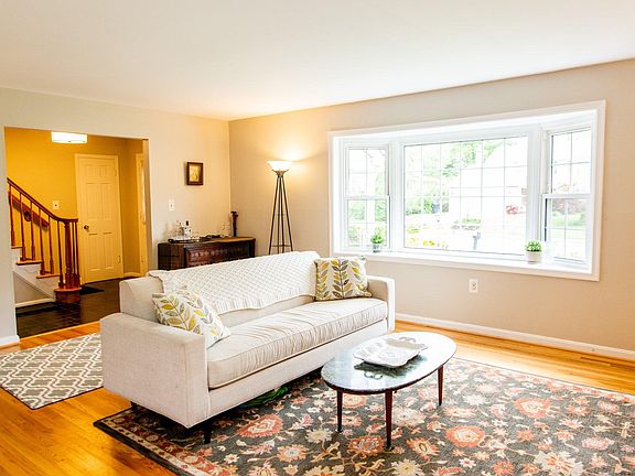 5th image of 1206 Forestwood Dr