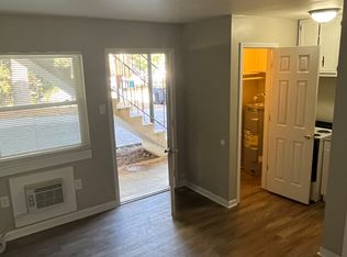 1022 26th St SW #2, Roanoke, VA 24015