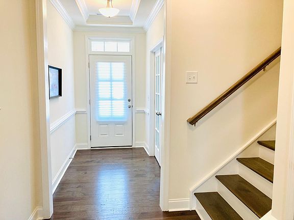 4th image of 237 Kentigern Dr