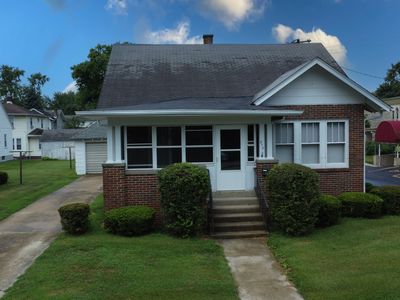 317 S 4th St, Watseka, IL, 60970