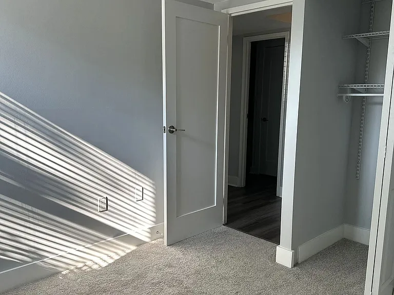 Stuart Woods Apartments — Photo 36