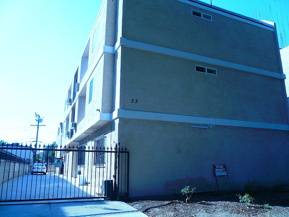 2nd image of 33 S Marguerita Ave