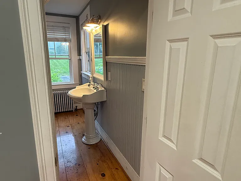 30 Oak St — Photo 22