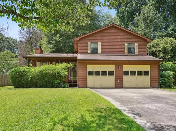 834 Excalibur Dr, Riverdale, GA 30296