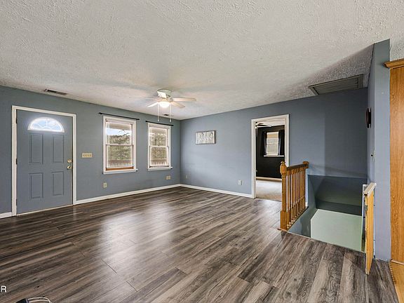 5th image of 1223 Powder Springs Rd