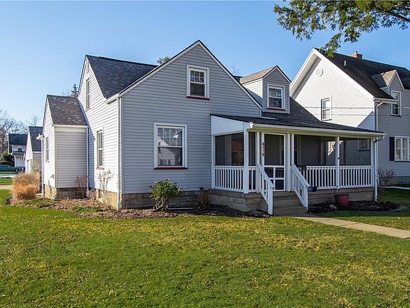 2nd image of 474 Meadowbrook Ave SE