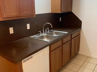 960 N Main St #17, Newcastle, OK 73065
