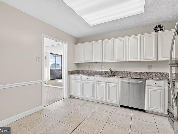 4th image of 7420 Westlake Ter APT 1210
