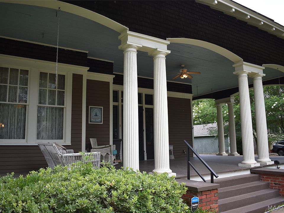 7th image of 2207 Winona Ave