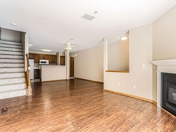 4th image of 2588 Lockwood Dr
