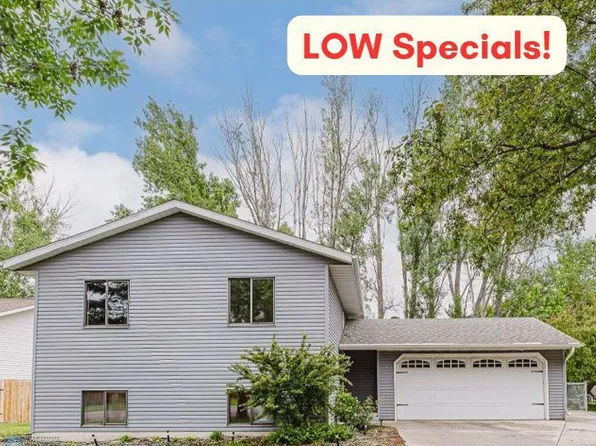 2009 30th Ave S, Fargo, ND 58103