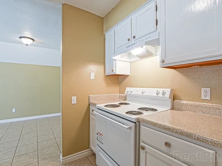 Parkside Townhomes — Photo 13