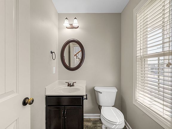 5th image of 1188 Morstead Dr