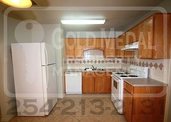 3rd image of 2801 Kerrville Ct