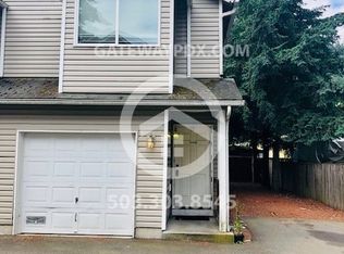 15758 SE Powell Blvd, Portland, OR 97236