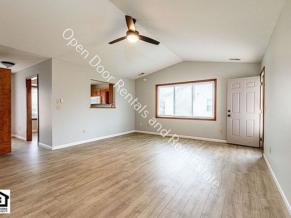 4th image of 1515 Flagstone Dr