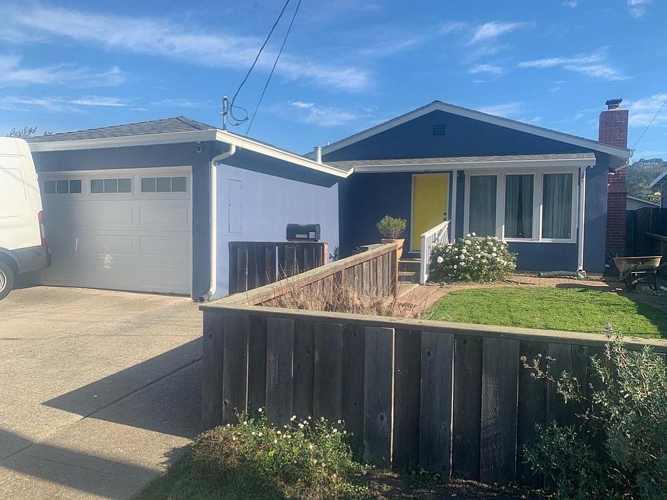 1st image of 667 Montezuma Dr