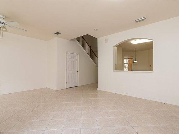 5th image of 9700 Foxhall Way Unit 2