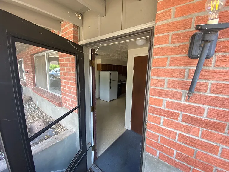 716 Ford Dr — Photo 3