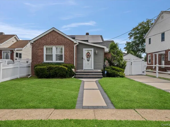 11 Belt Street, North Bellmore, NY 11710