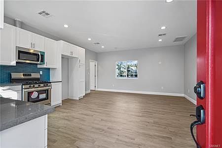4th image of 22115 Avenue San Luis