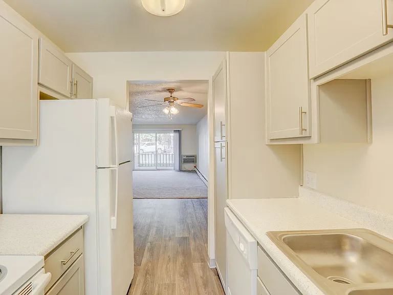 Edelweiss Apartments — Photo 10