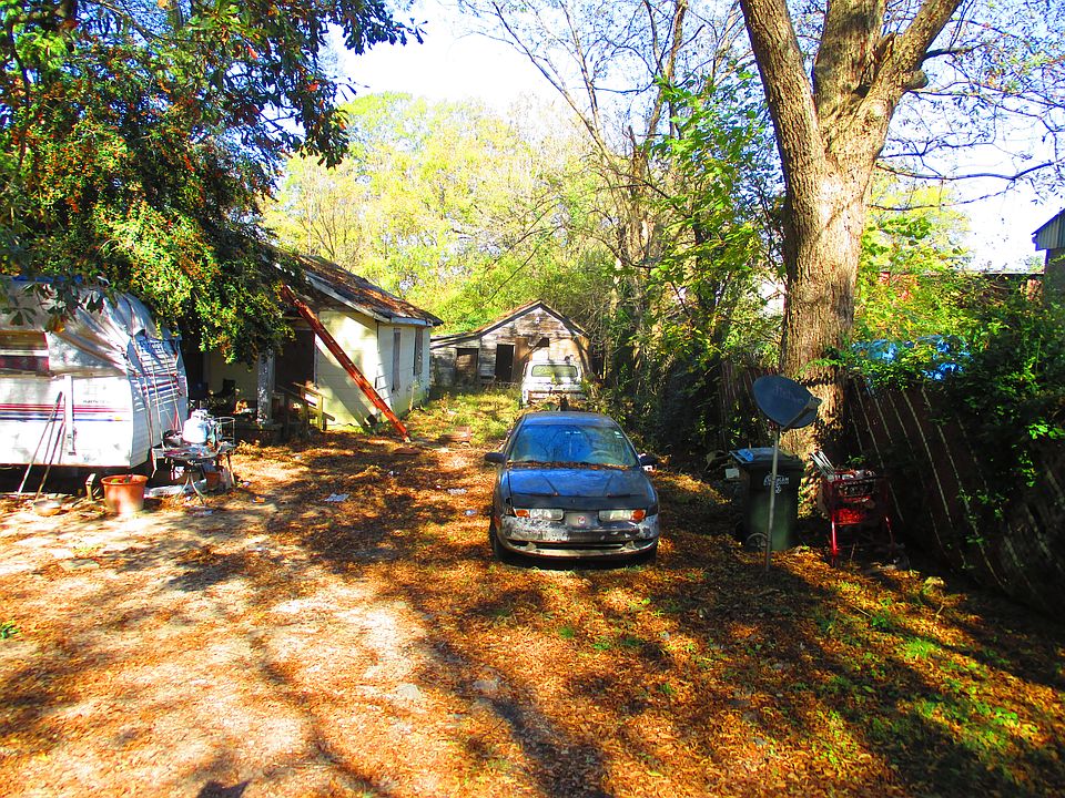 1st image of 349 Henry St SE