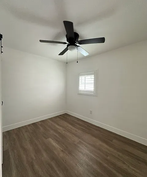 W 60th Pl — Photo 8