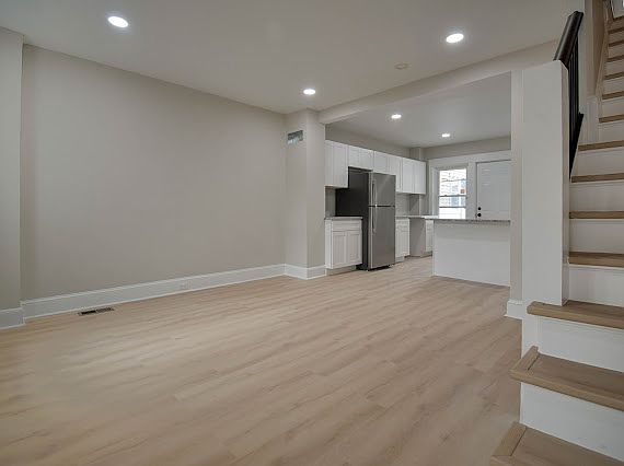 3rd image of 205 S Union St