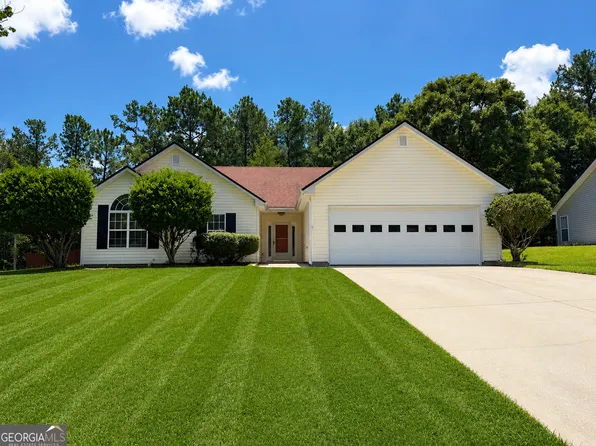 743 Evergreen Dr, Winder, GA 30680