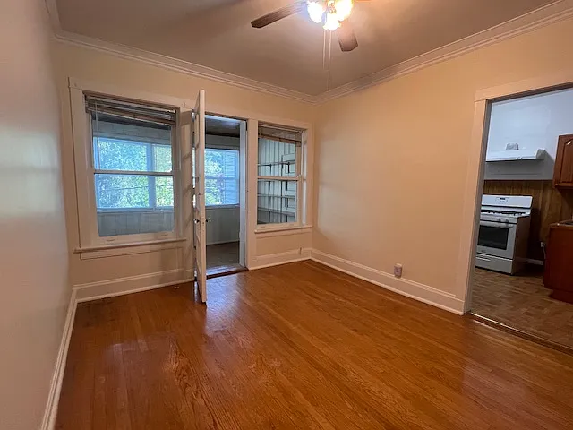 1525 W Ardmore Ave #2 — Photo 5