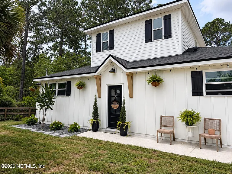 1200 N Clay St — Photo 2