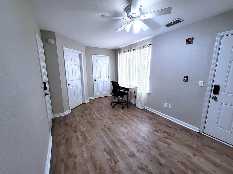 1329 Nylic St — Photo 7
